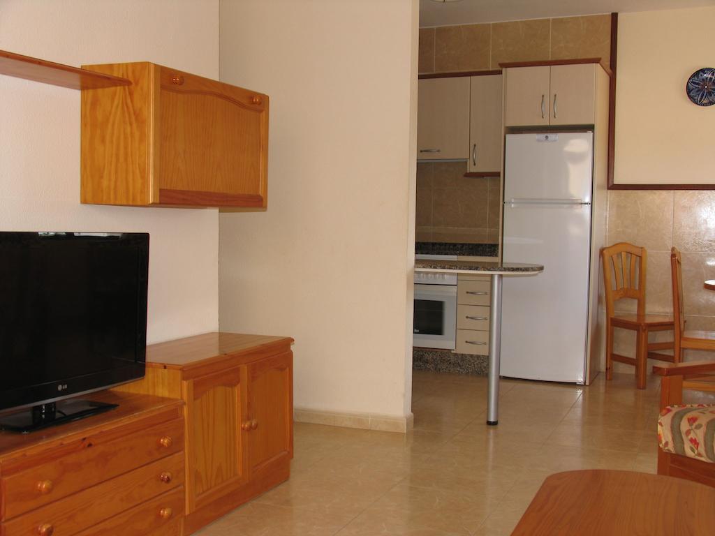 Apartamentos Tesy ラ・マンガ・デル・マール・メノール 部屋 写真