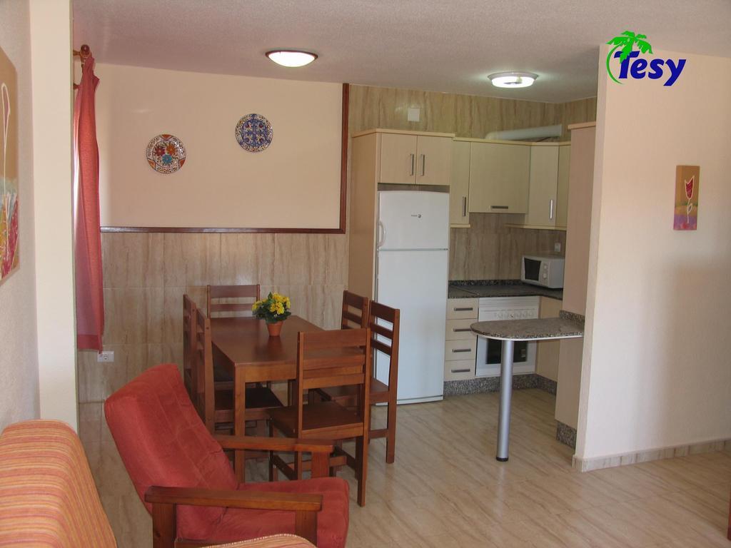 Apartamentos Tesy ラ・マンガ・デル・マール・メノール 部屋 写真