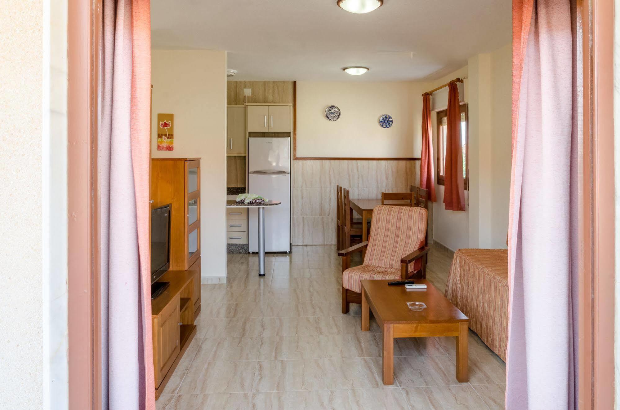 Apartamentos Tesy ラ・マンガ・デル・マール・メノール エクステリア 写真